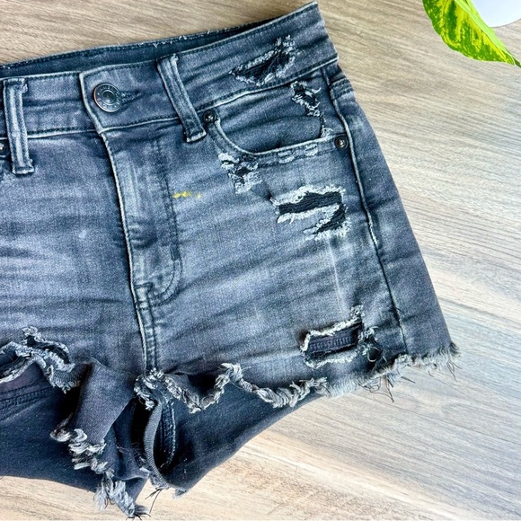 American Eagle Outfitters High Rise Shortie Charcoal Black Distressed Size 0 - Picture 6 of 8